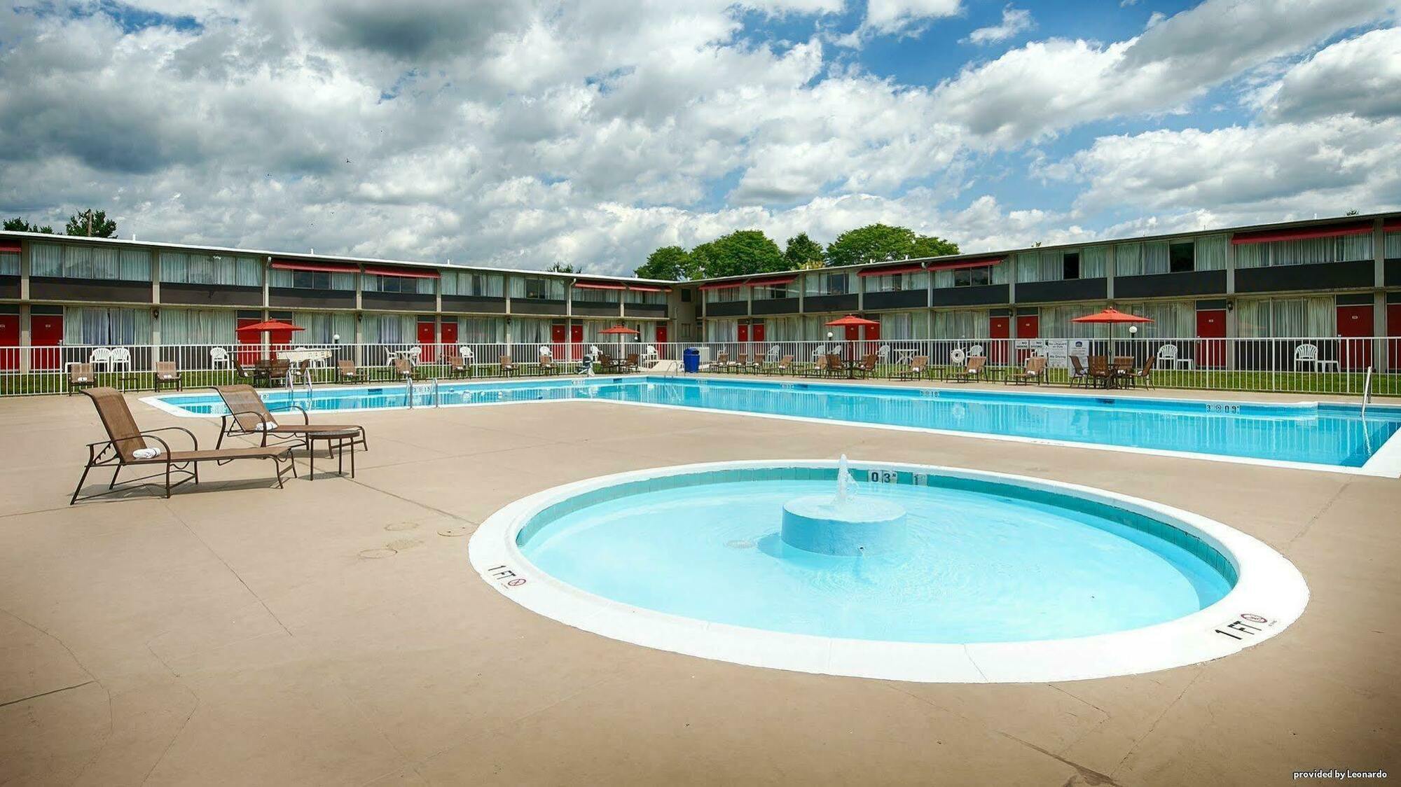 Surestay Plus Hotel By Best Western Lehigh Valley Bethlehem Bagian luar foto